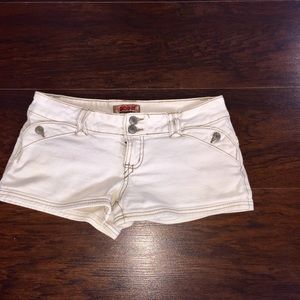 ♦️FINAL $♦️{Nobo} low rise cream jean shorts